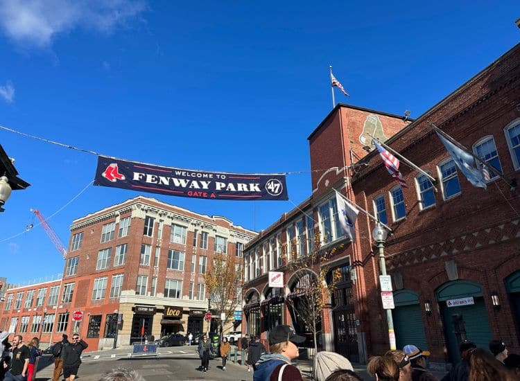 Fenway Park Gluten-Free Guide (2024)